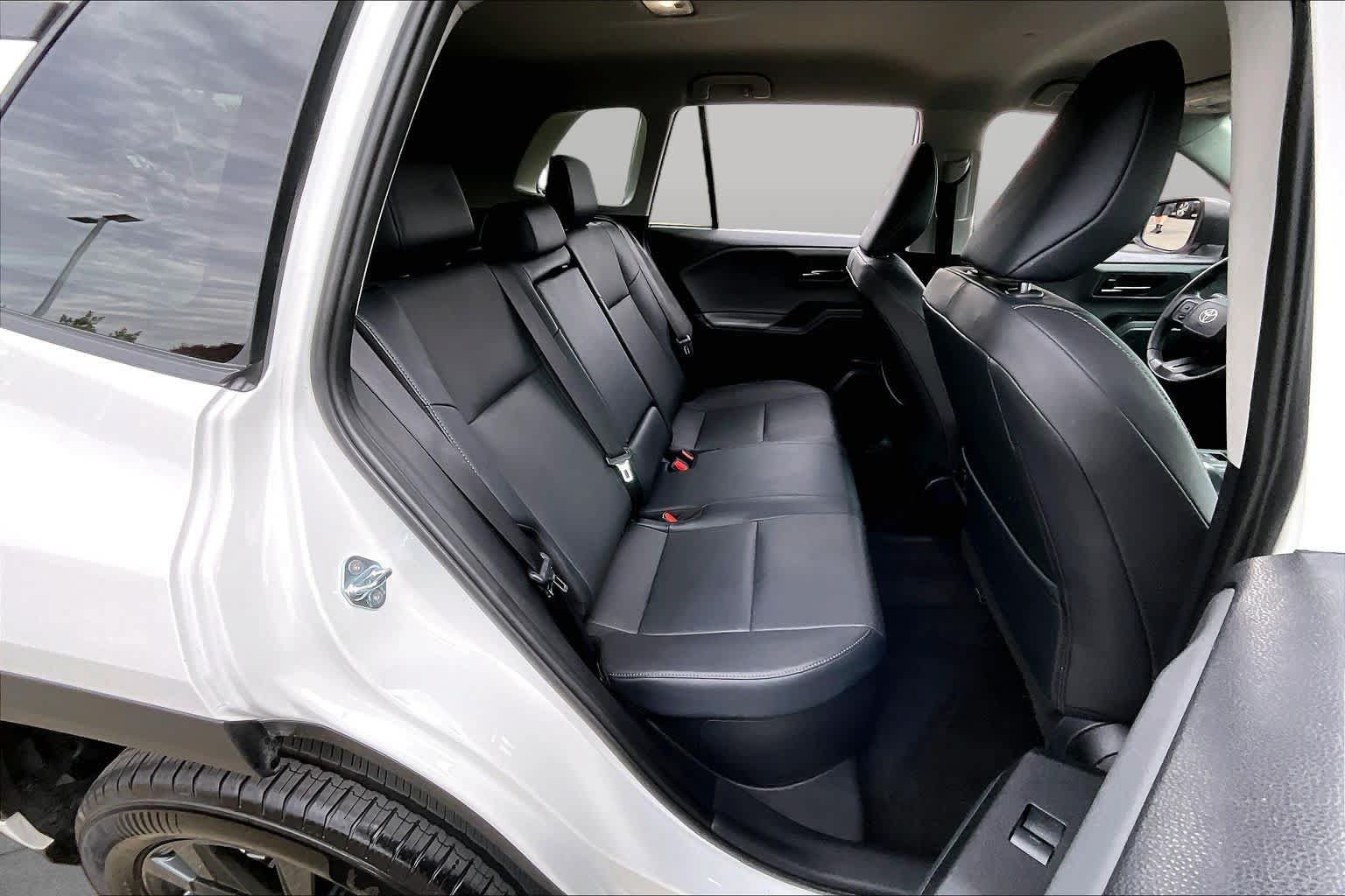 Used 2026 Toyota RAV4 XLE Premium AWD/4WD image 19