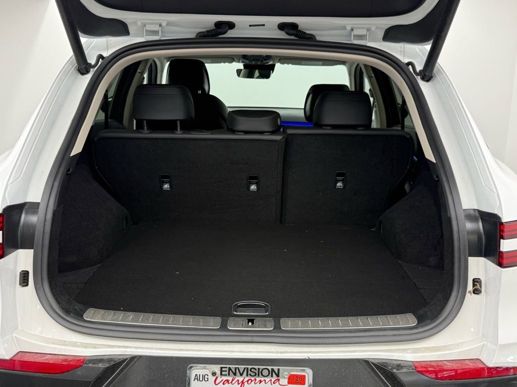 Used 2026 Genesis GV70 2.5T Select image 11