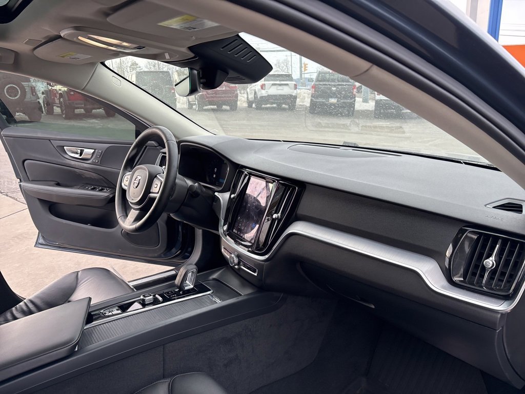Certified 2023 Volvo S60 B5 Core w/ Climate Package image 31