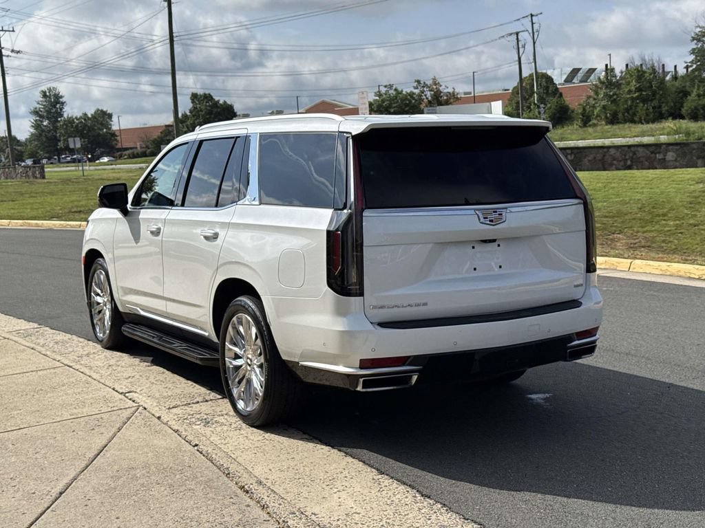 Used 2023 Cadillac Escalade Premium Luxury w/ Performance Package AWD/4WD image 23