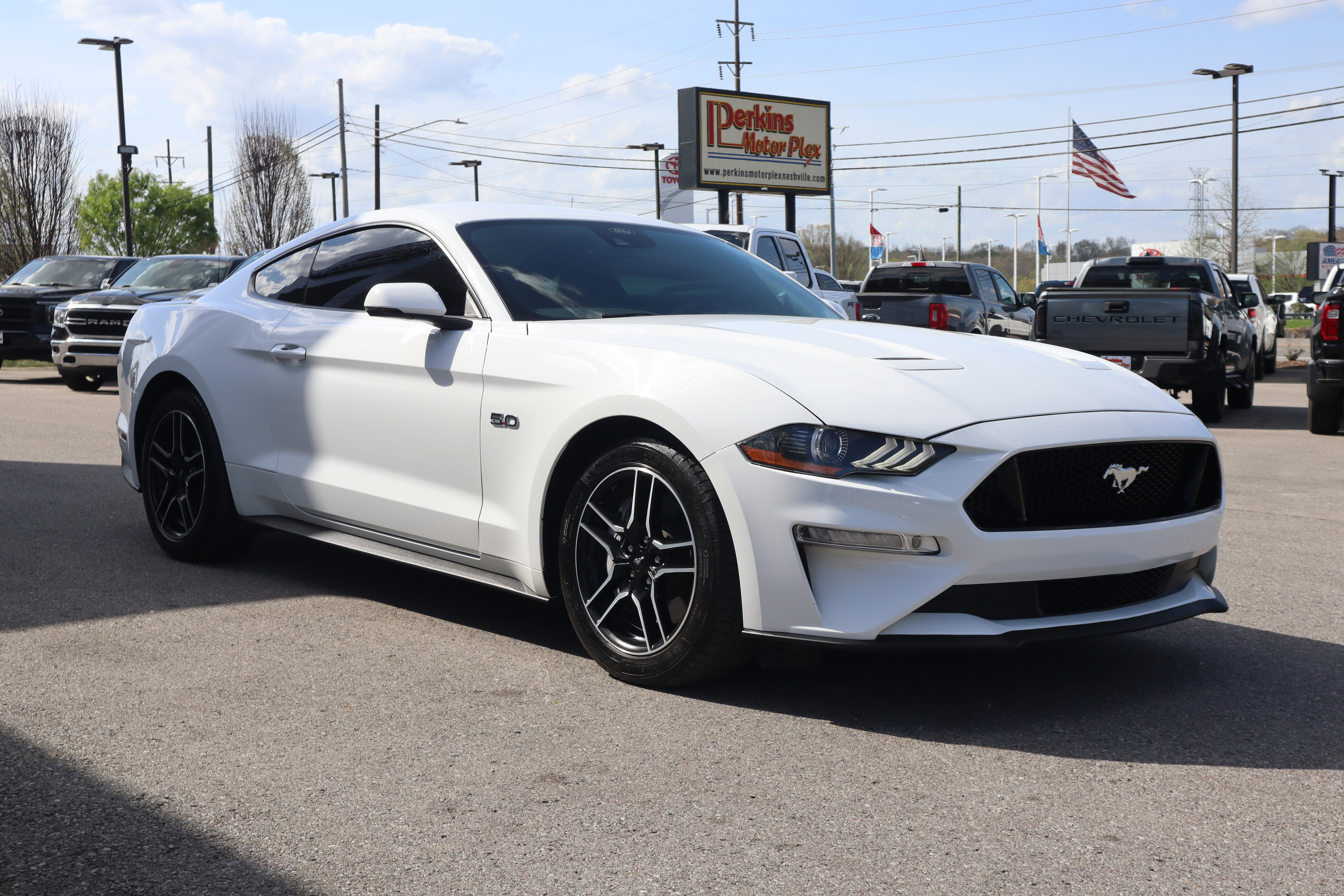 Used 2022 Ford Mustang GT Premium w/ Equipment Group 401A RWD image 5