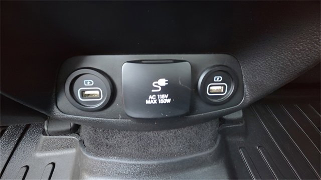 Used 2023 Hyundai Santa Fe Calligraphy image 22