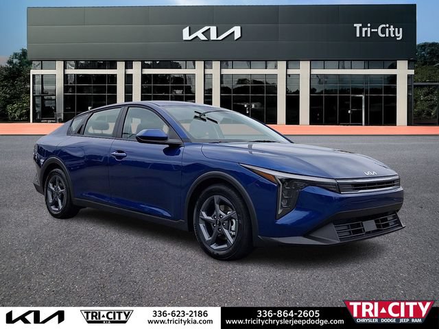 New 2026 Kia K4 FWD image 1