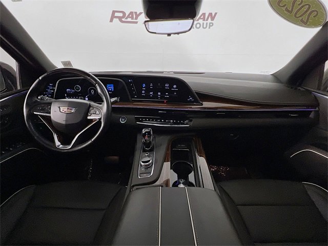 Used 2023 Cadillac Escalade ESV Premium Luxury w/ Performance Package image 25