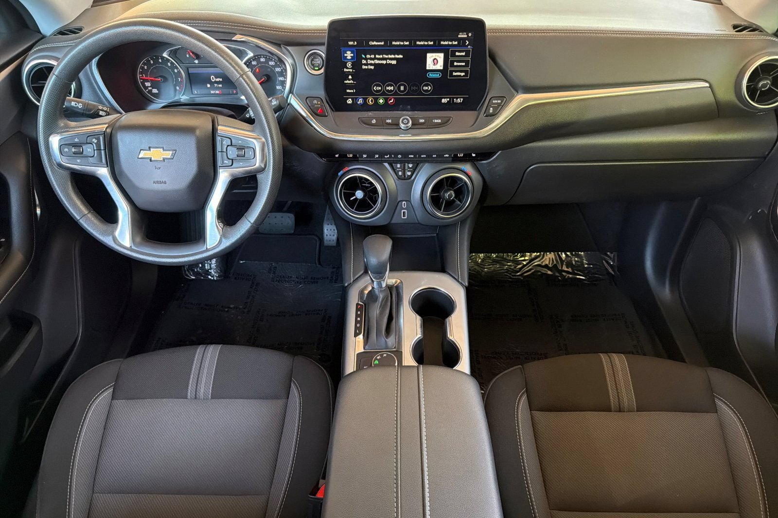 Used 2025 Chevrolet Blazer LT FWD image 13