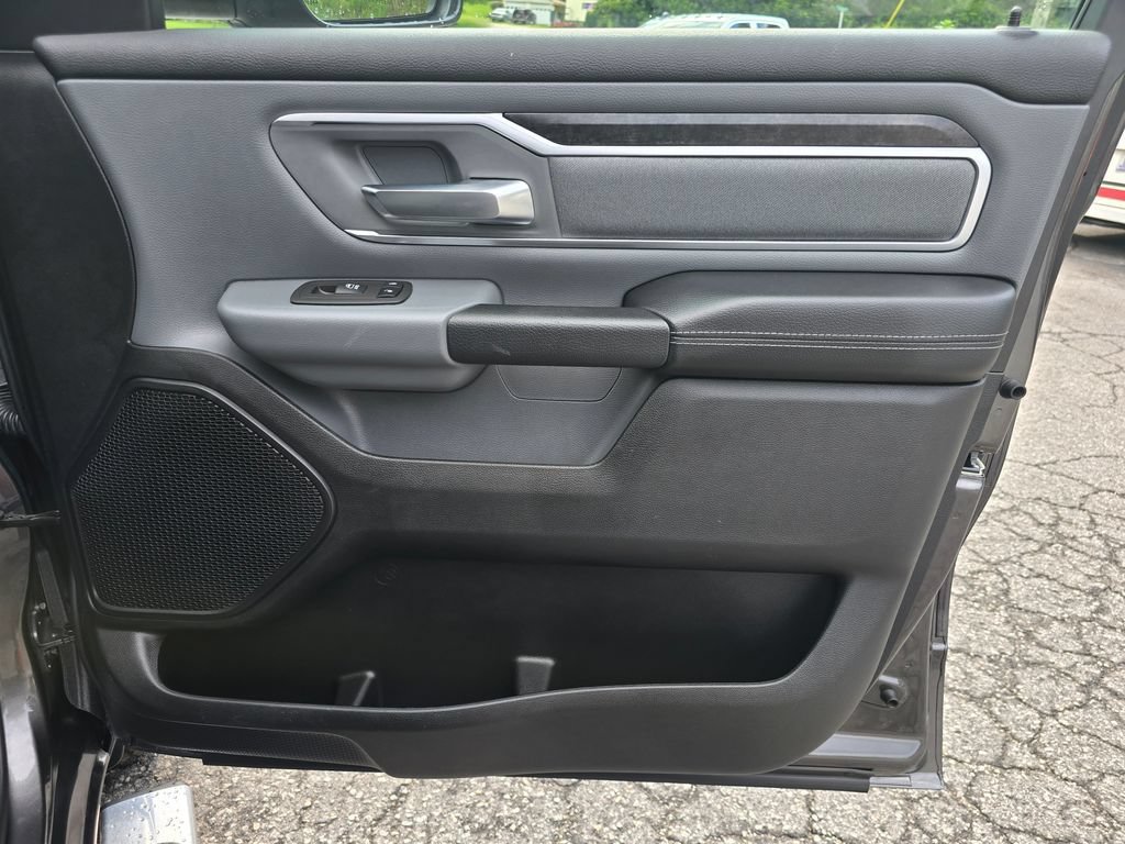 Used 2022 RAM 1500 Big Horn AWD/4WD image 45