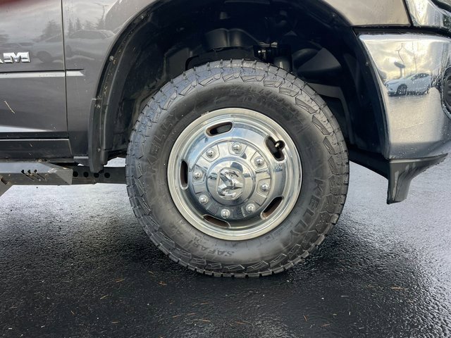 Used 2019 RAM 3500 Tradesman image 10