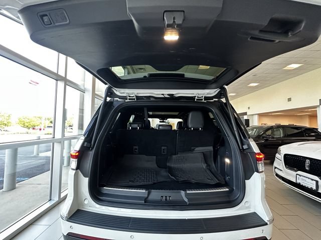 Certified 2024 Lincoln Navigator Reserve AWD/4WD image 41