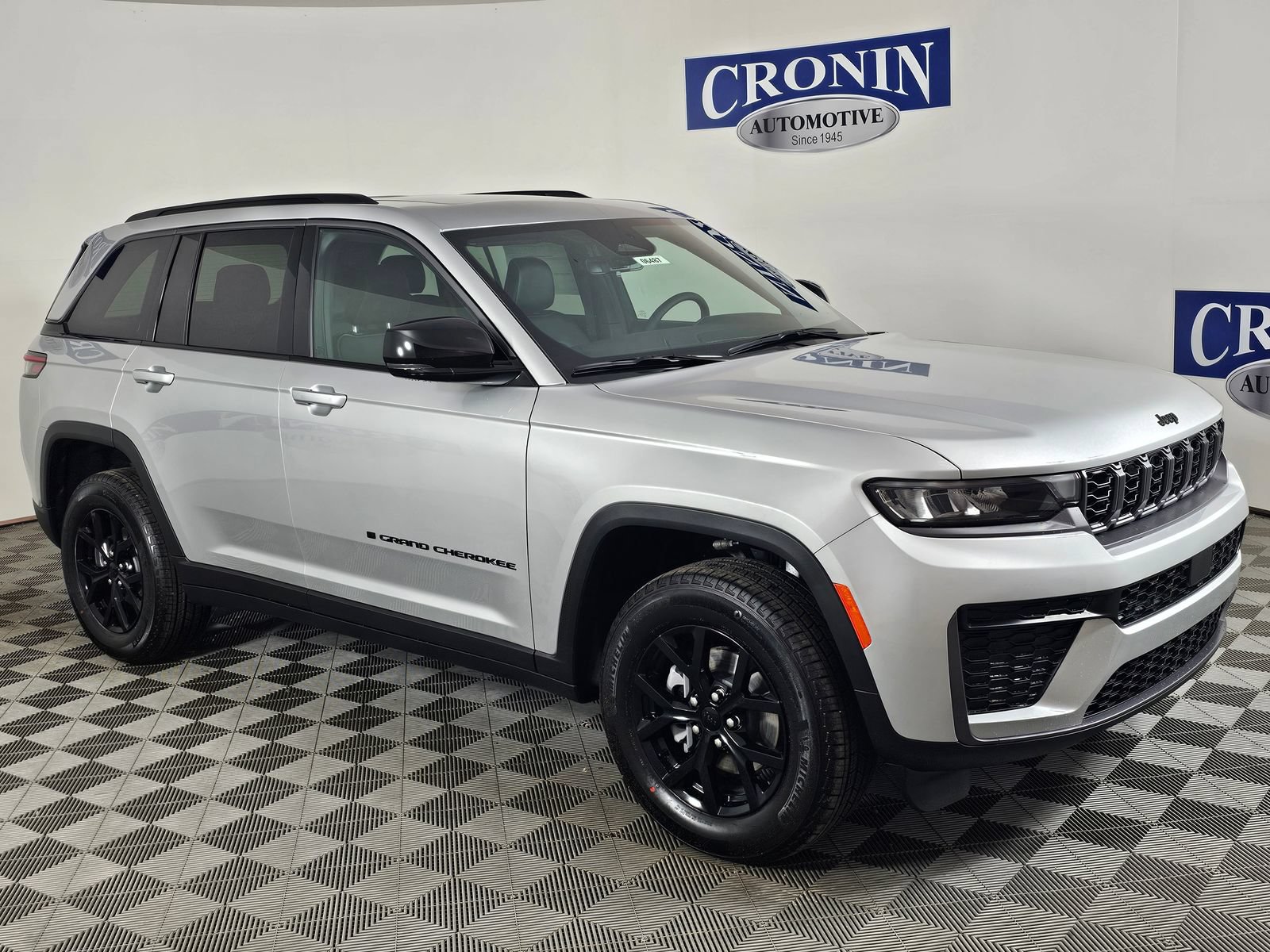 New 2026 Jeep Grand Cherokee Altitude AWD/4WD image 7