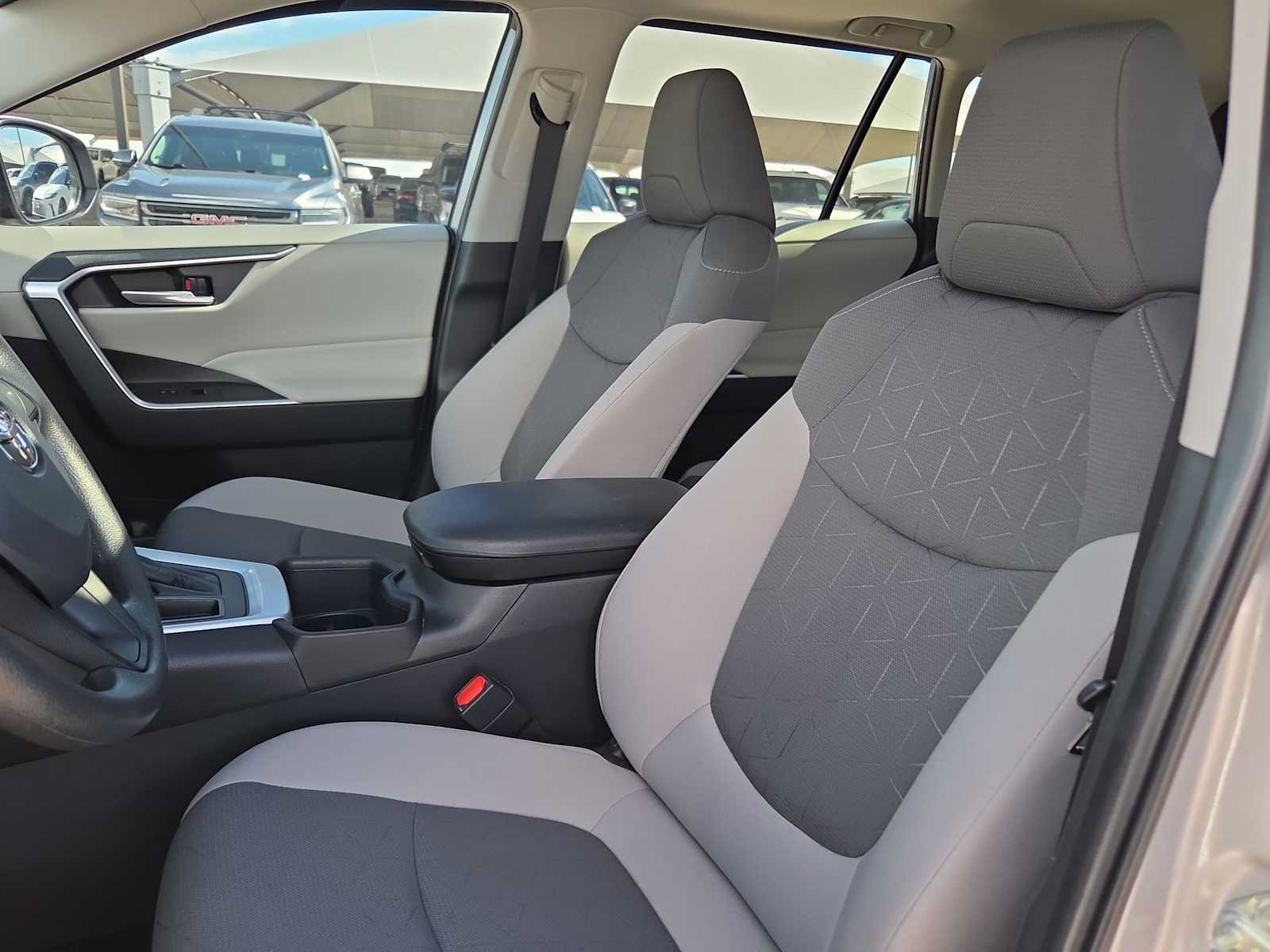 Certified 2025 Toyota RAV4 XLE w/ Convenience Package FWD image 14