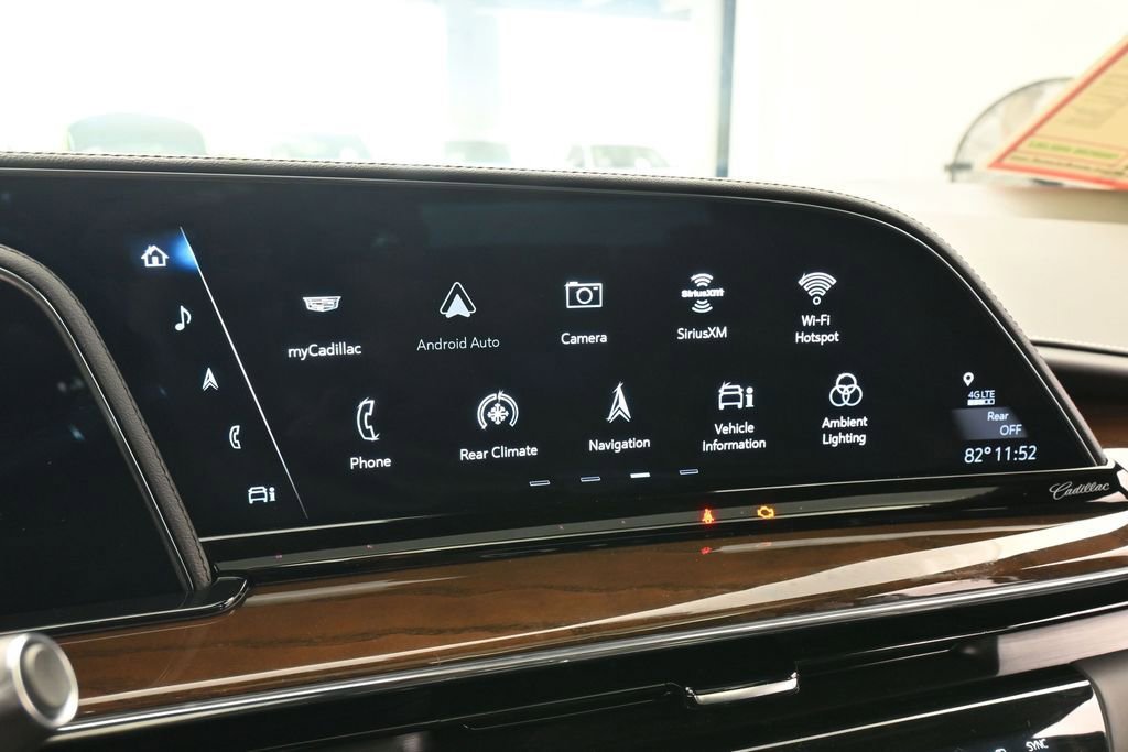 Used 2024 Cadillac Escalade ESV Premium Luxury Platinum AWD/4WD image 26