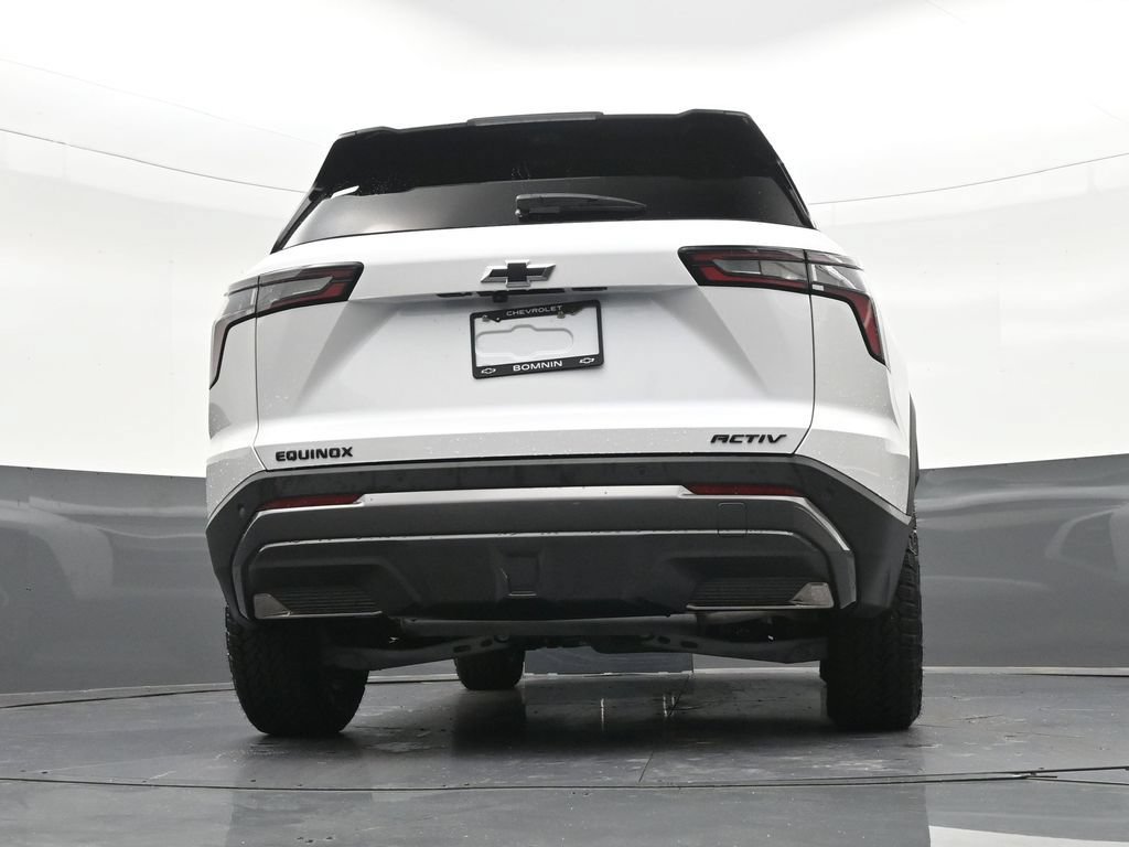 Used 2025 Chevrolet Equinox ACTIV w/ Safety and Technology Package FWD image 27