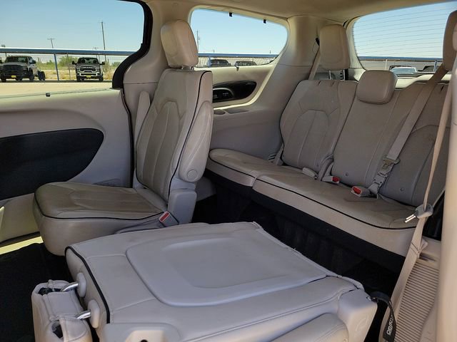 Used 2021 Chrysler Pacifica Limited w/ Premium & Safety Sphere Group AWD/4WD image 8