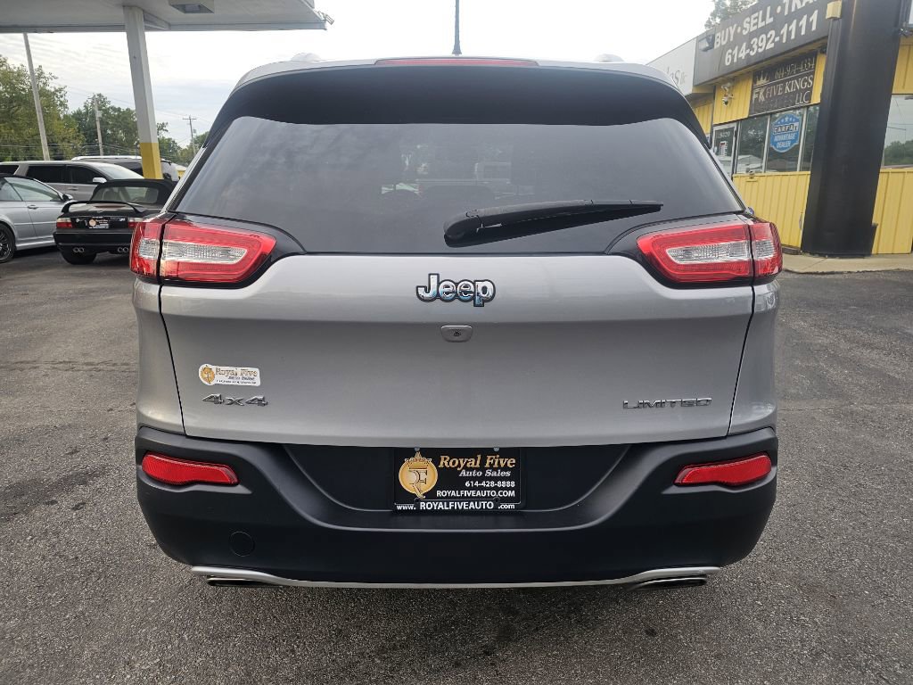 Used 2016 Jeep Cherokee Limited image 17