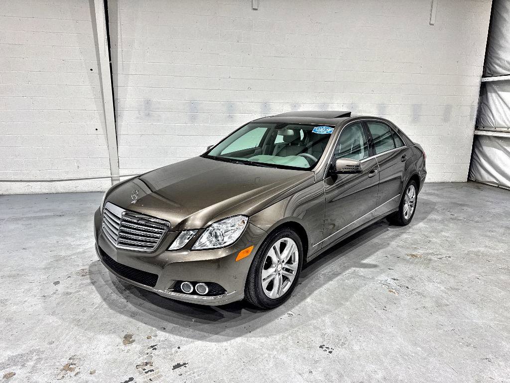 Used 2011 Mercedes-Benz E 350 Sedan image 15