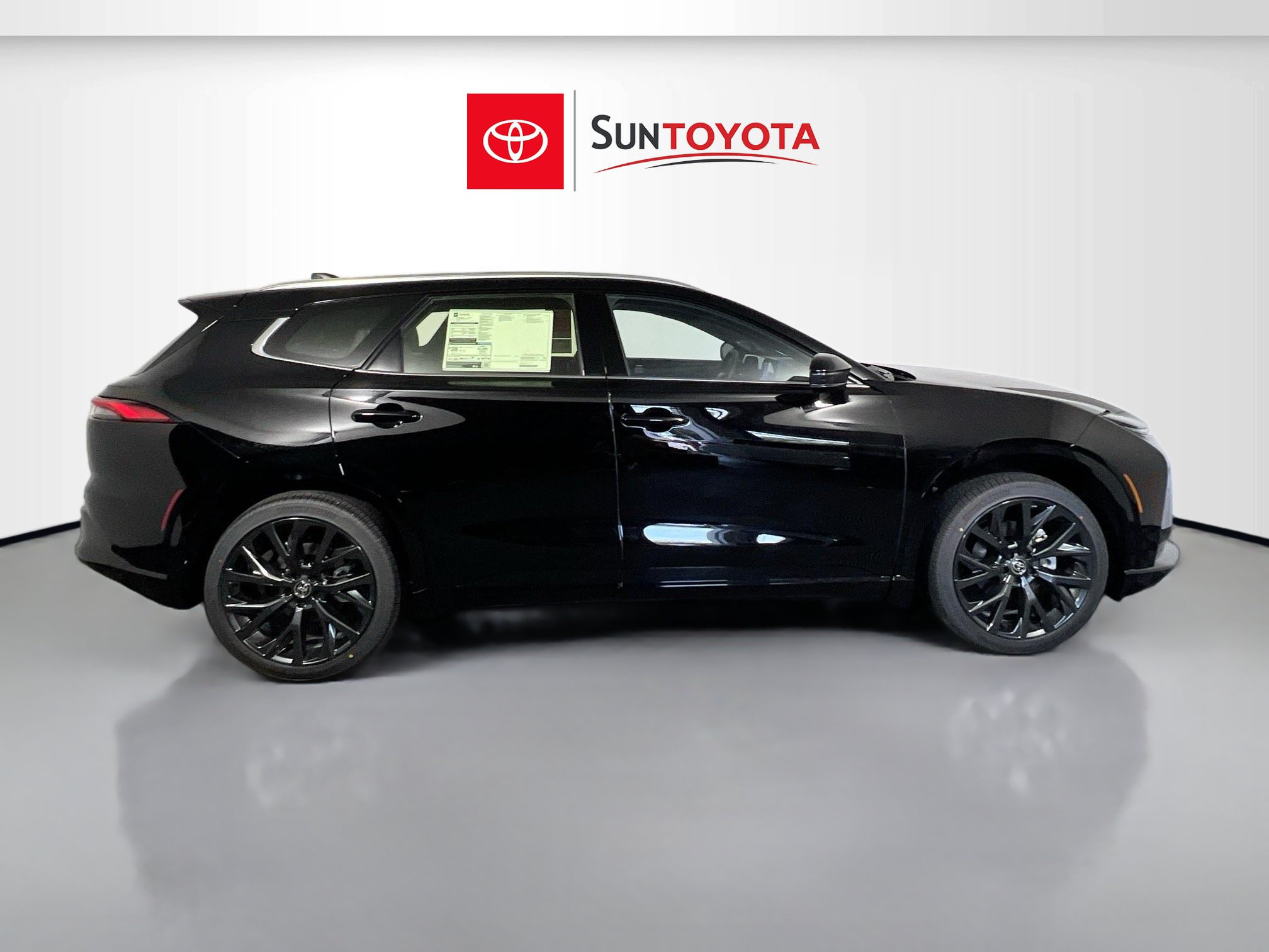 New 2026 Toyota Crown Signia AWD/4WD image 2