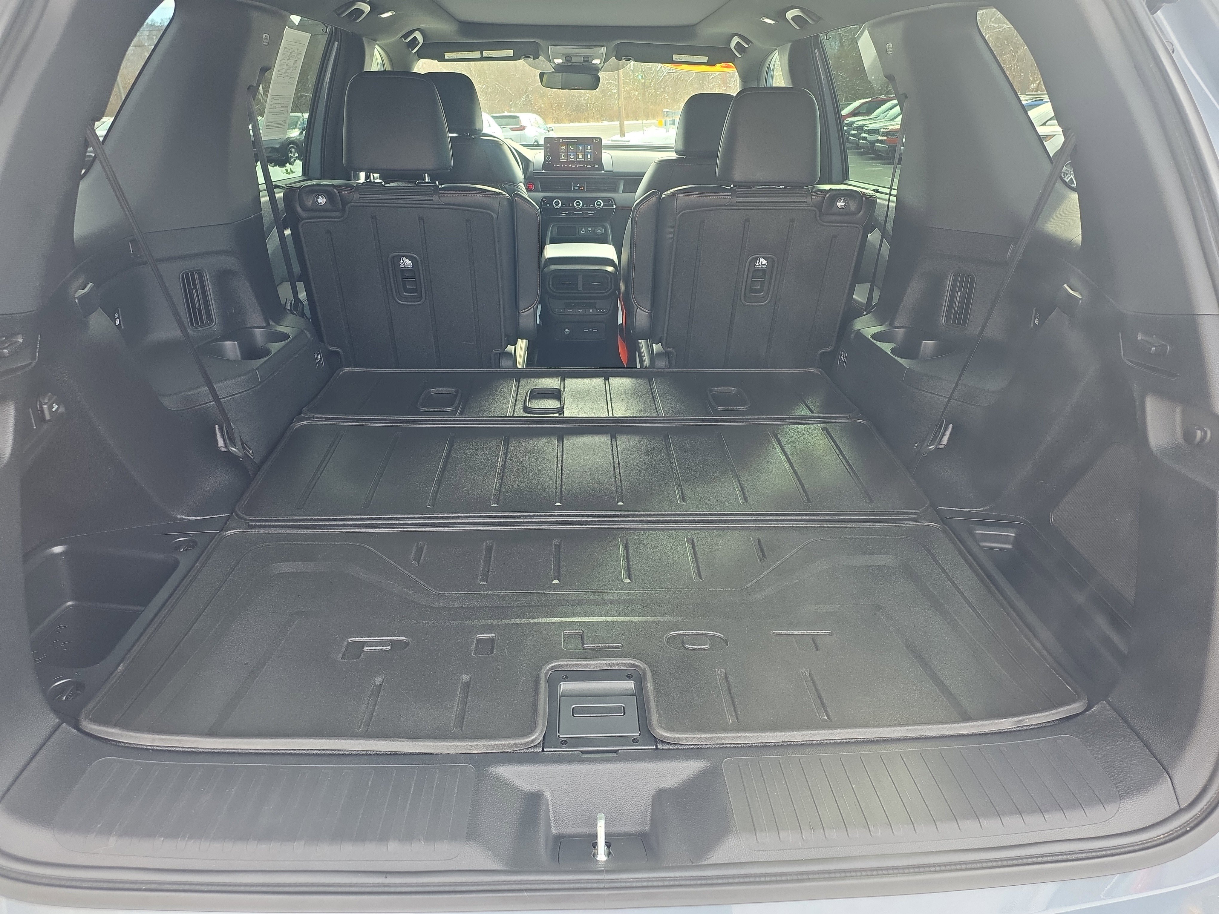 Used 2023 Honda Pilot TrailSport image 19