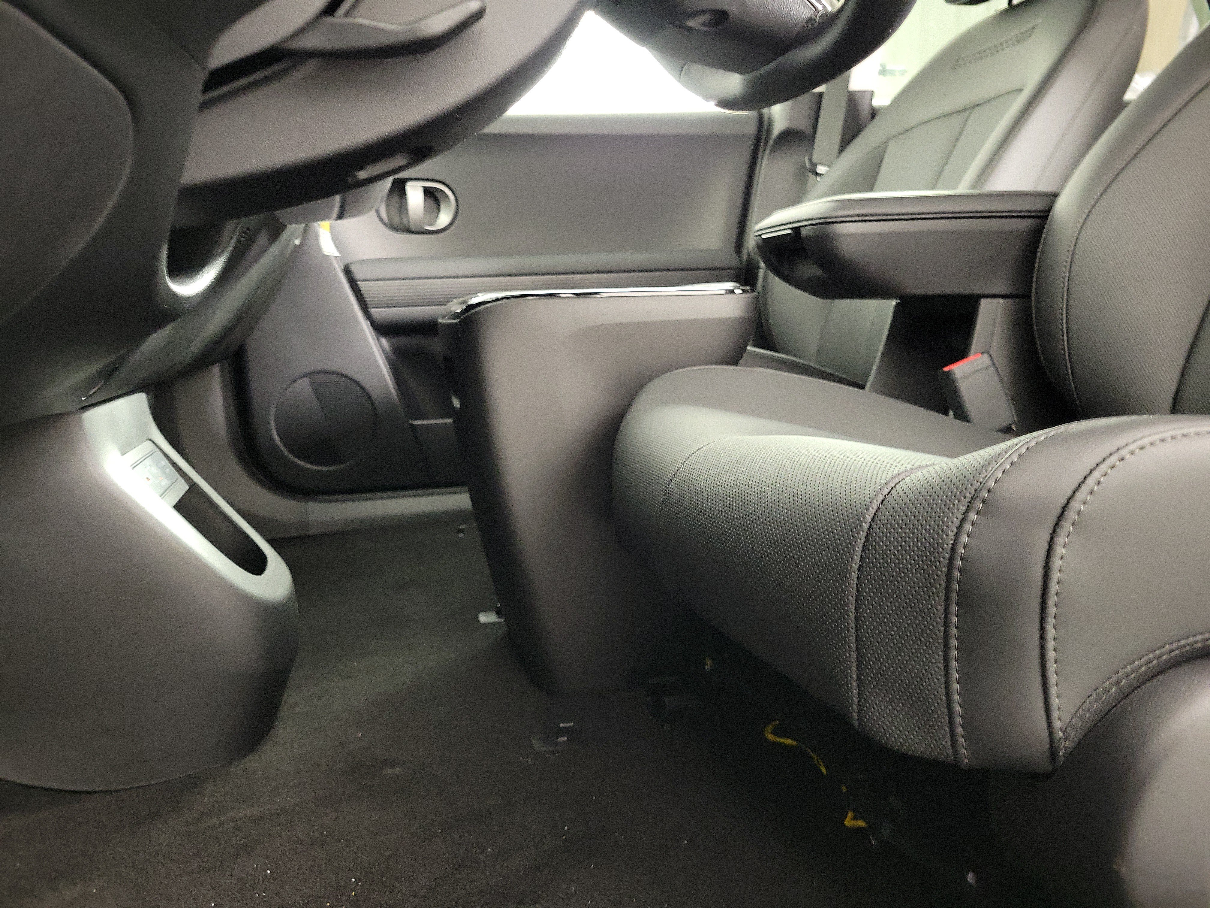 New 2026 Hyundai Ioniq 5 SEL AWD/4WD image 28