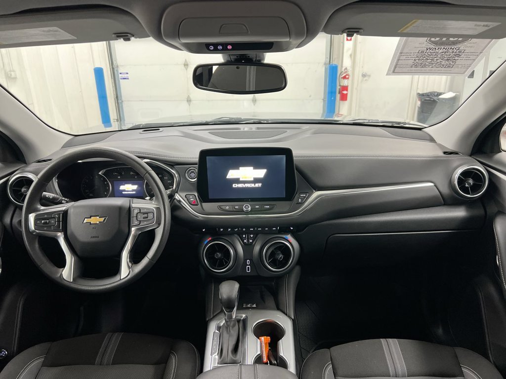 Used 2024 Chevrolet Blazer LT w/ Convenience Package FWD image 10