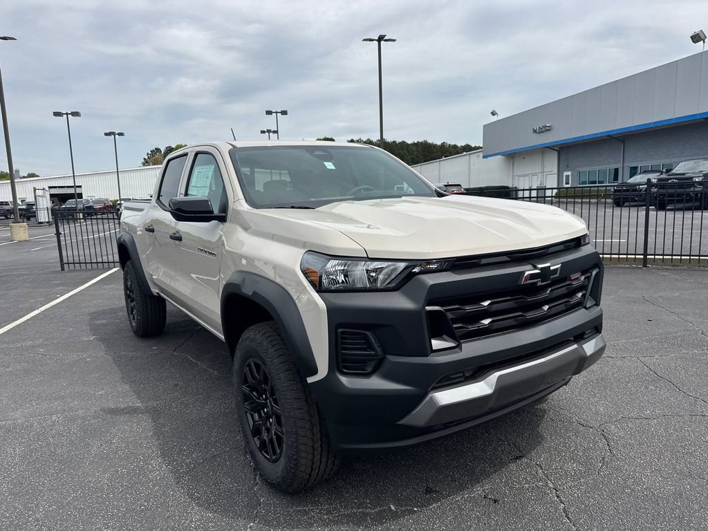 Used 2026 Chevrolet Colorado Trail Boss AWD/4WD image 4