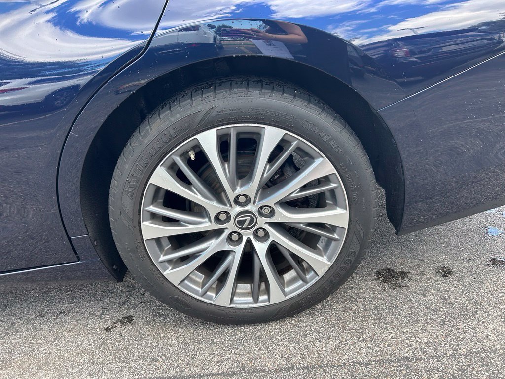 Used 2021 Lexus ES 350 w/ Premium Package FWD image 24