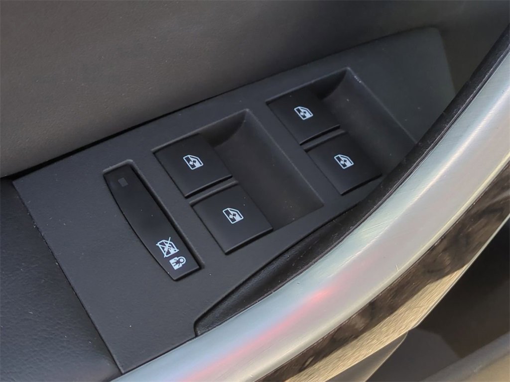 Used 2013 Buick Verano Leather image 12