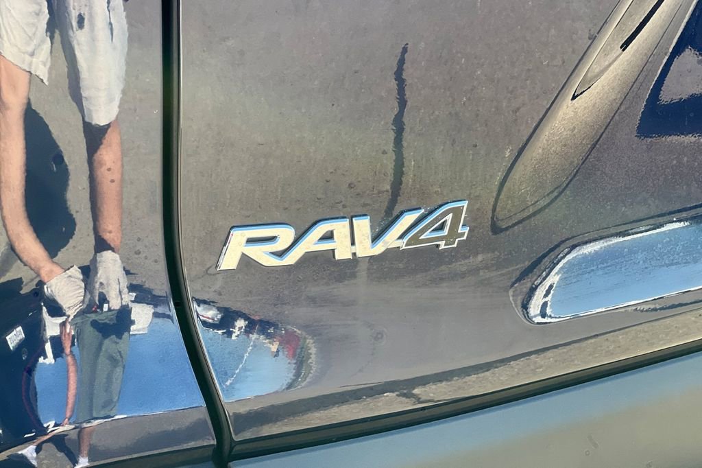 Certified 2020 Toyota RAV4 Limited image 28