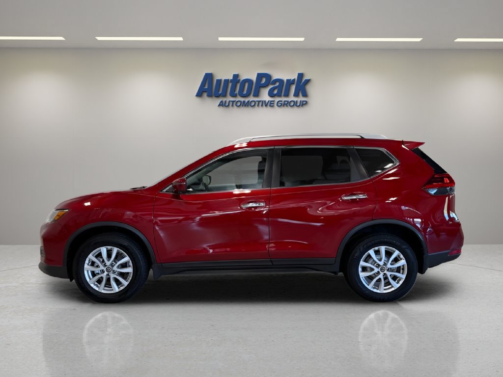 Used 2018 Nissan Rogue SV w/ Premium Package AWD/4WD image 4