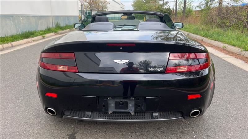 Used 2008 Aston Martin V8 Vantage Roadster RWD image 57