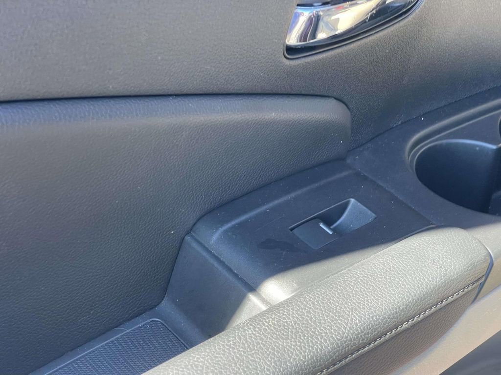 Used 2022 Honda Pilot Touring image 14