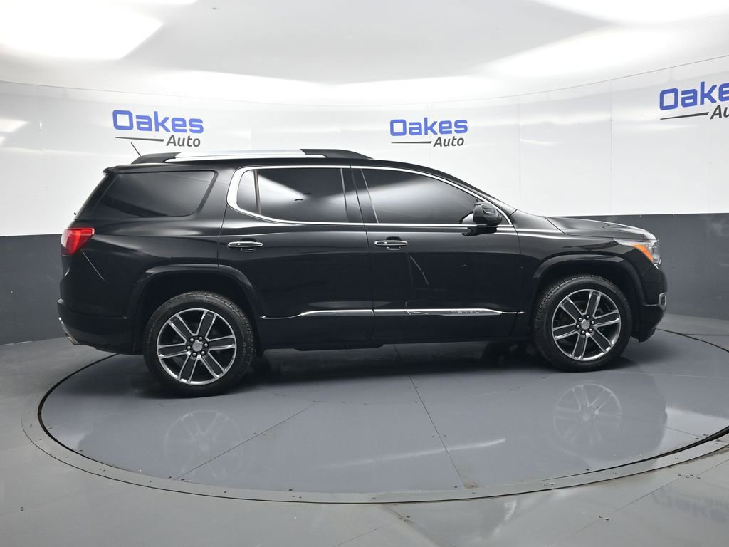 Used 2019 GMC Acadia Denali w/ Technology Package image 9