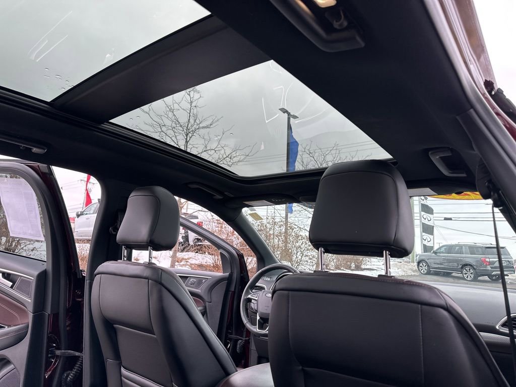 Used 2020 Ford Edge Titanium w/ Equipment Group 301A image 31