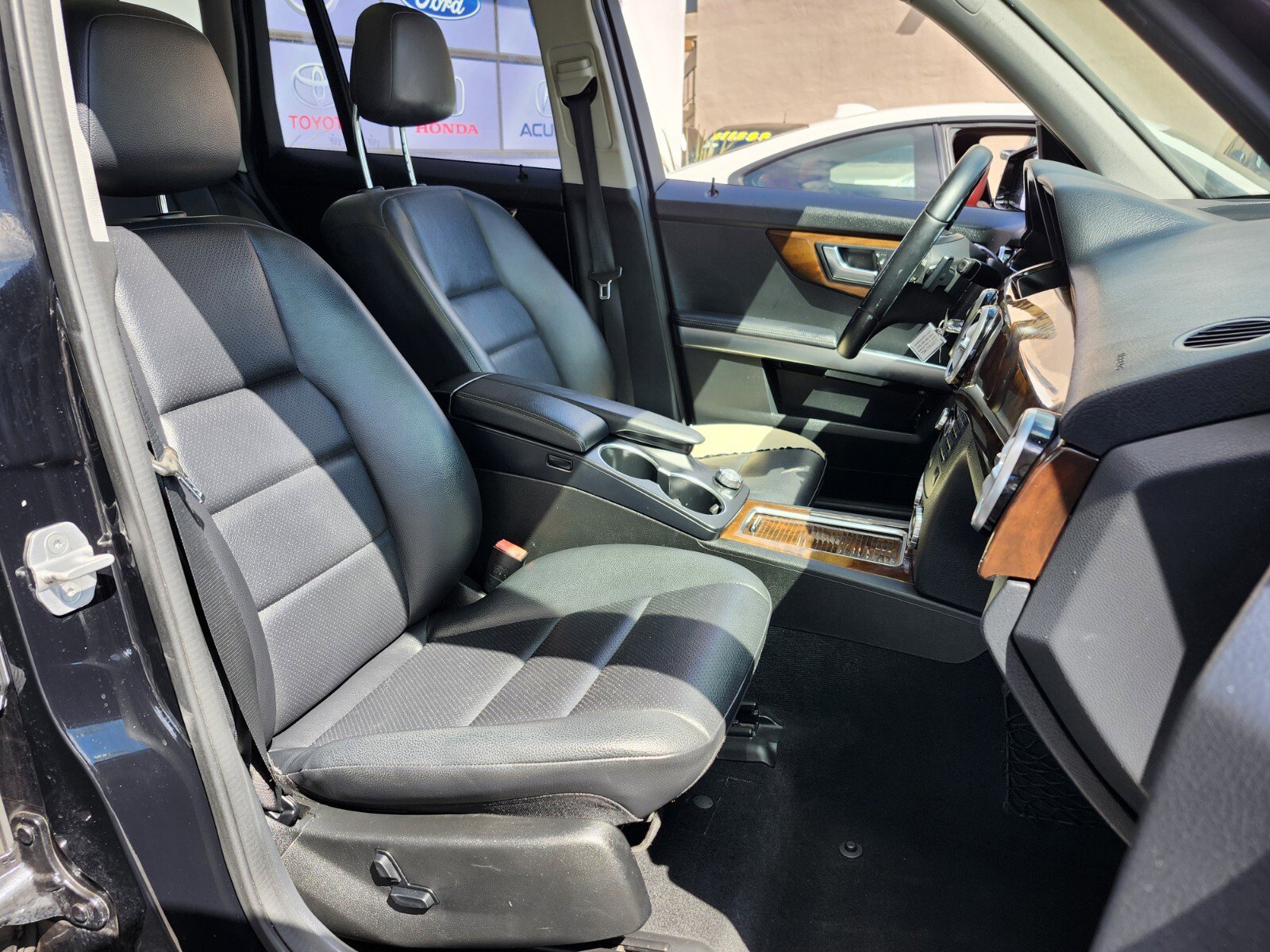 Used 2015 Mercedes-Benz GLK 350 2WD image 12