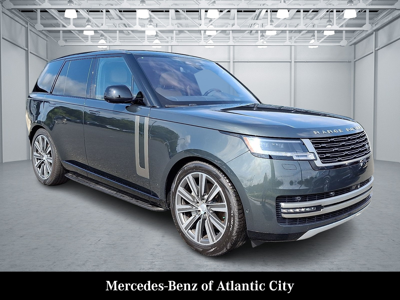 Used 2023 Land Rover Range Rover SE