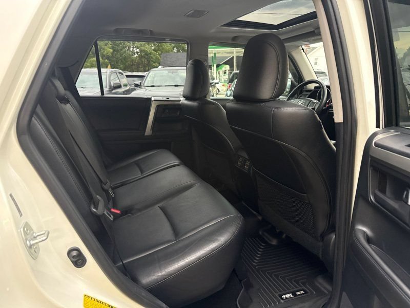Used 2011 Toyota 4Runner Limited AWD/4WD image 20