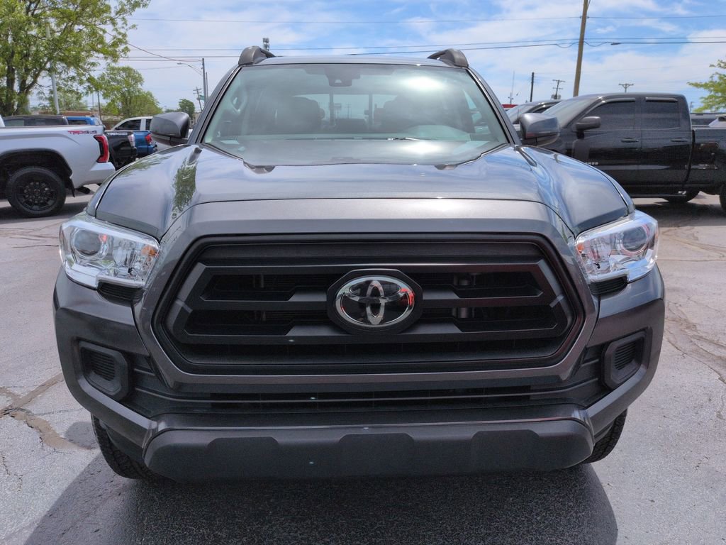 Used 2022 Toyota Tacoma SR AWD/4WD image 8