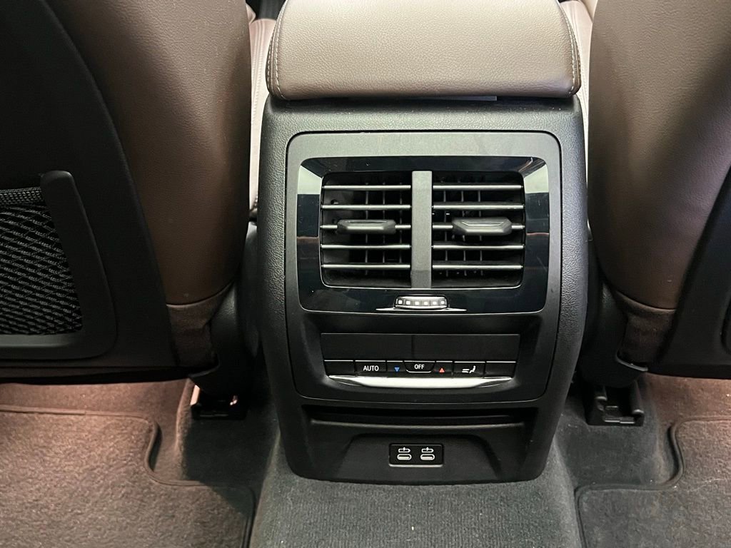 Certified 2023 BMW X3 sDrive30i w/ Premium Package image 9