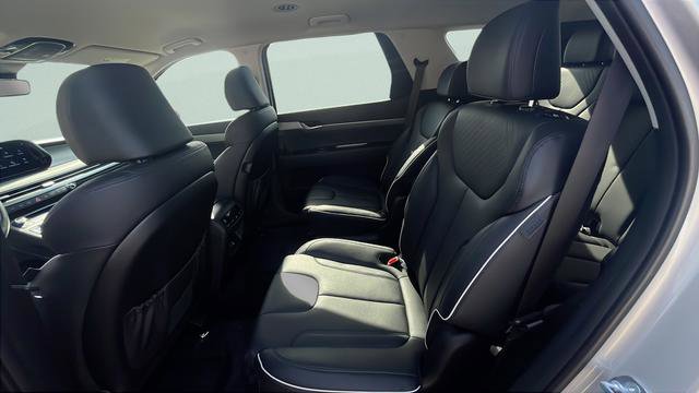 Used 2025 Hyundai Palisade SEL AWD/4WD image 21