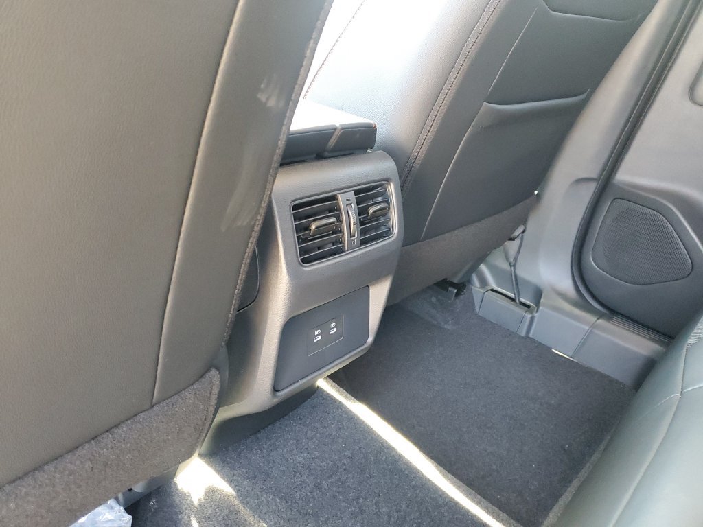 New 2026 Nissan Rogue SV AWD/4WD image 15