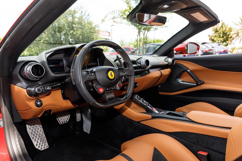 Used 2023 Ferrari 812 GTS RWD image 10