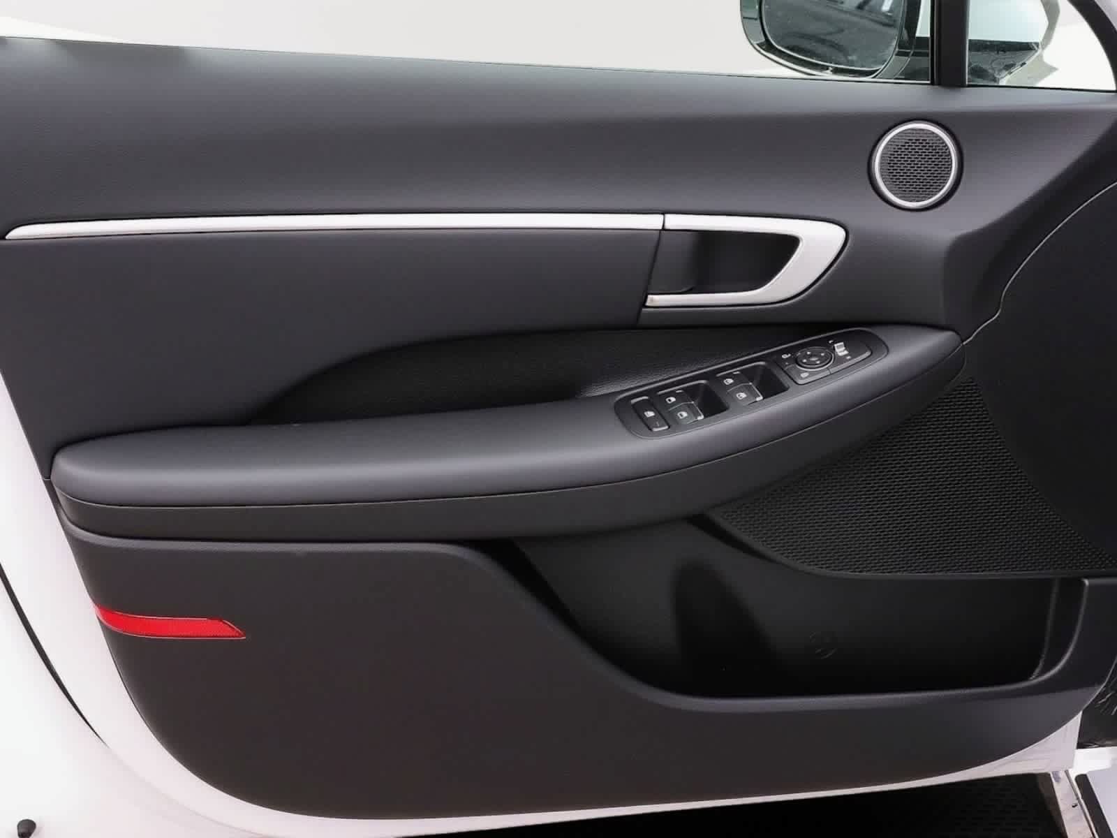 New 2026 Hyundai Sonata SEL FWD image 26