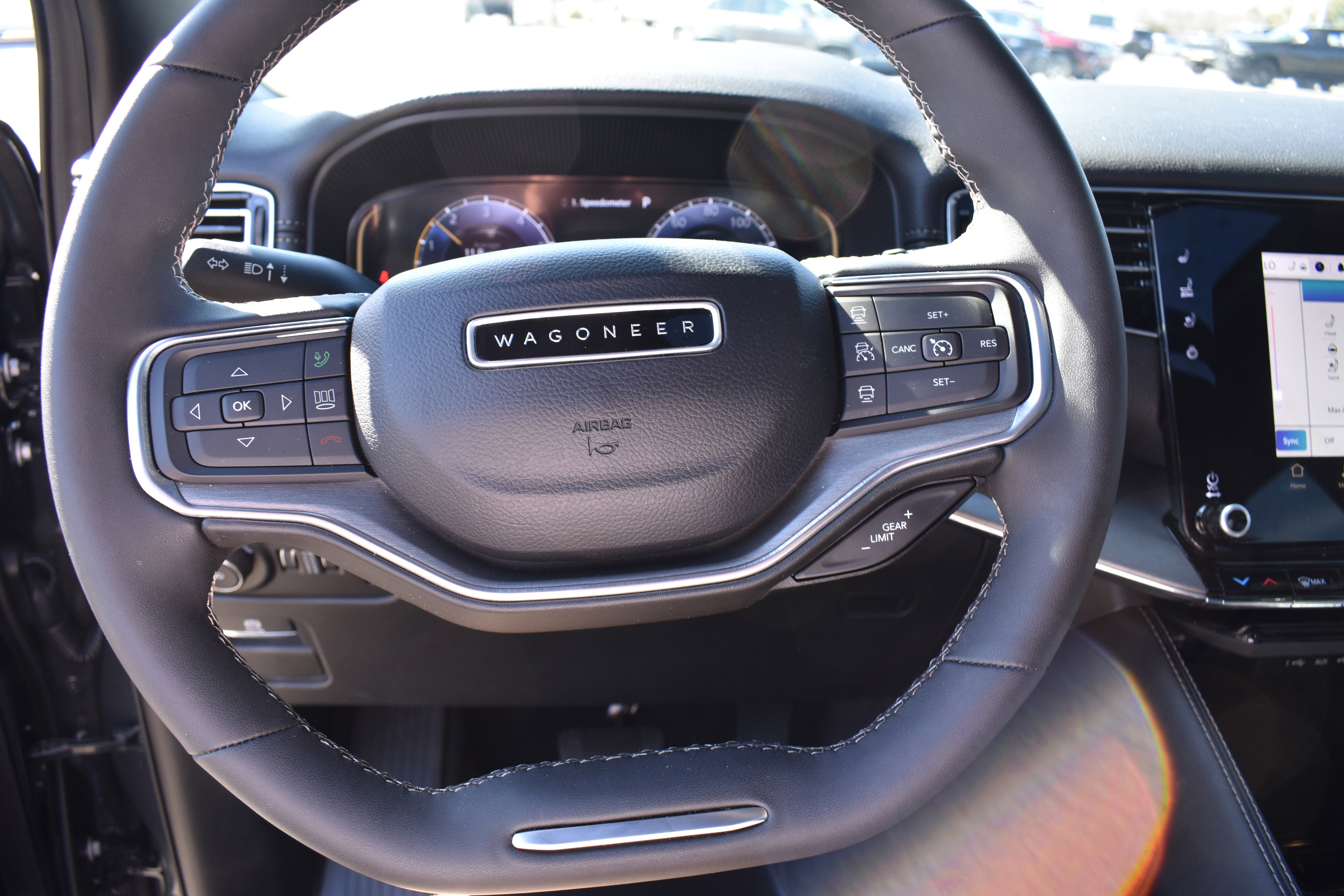 Used 2024 Jeep Wagoneer Series II w/ Convenience Group I image 13