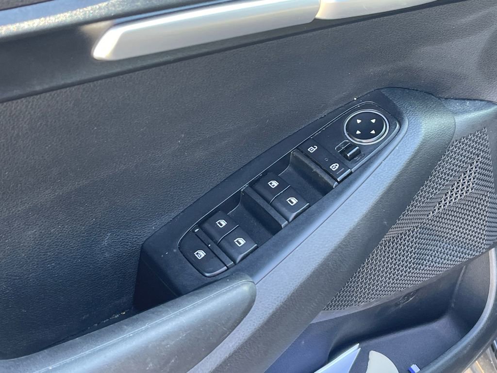 Used 2022 Kia Seltos LX image 32