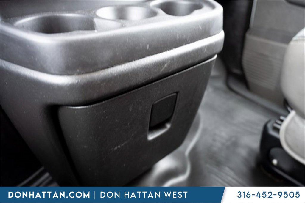 Used 2023 Chevrolet Express 2500 w/ Driver Convenience Package image 14
