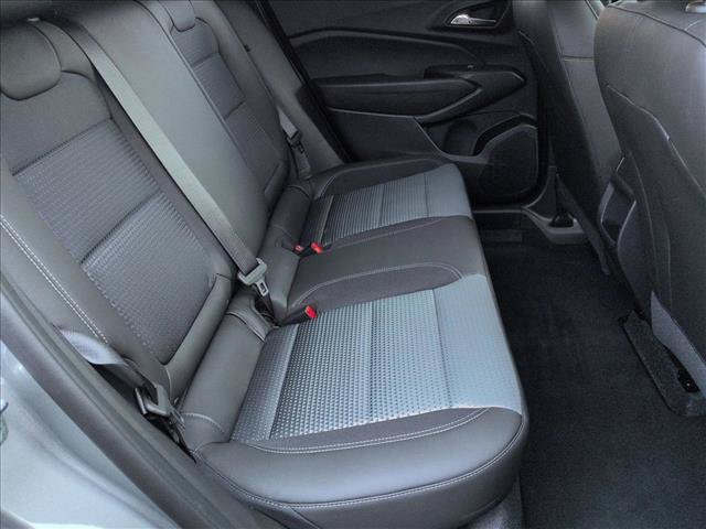 Used 2026 Chevrolet Trax LT w/ Driver Confidence Package FWD image 24