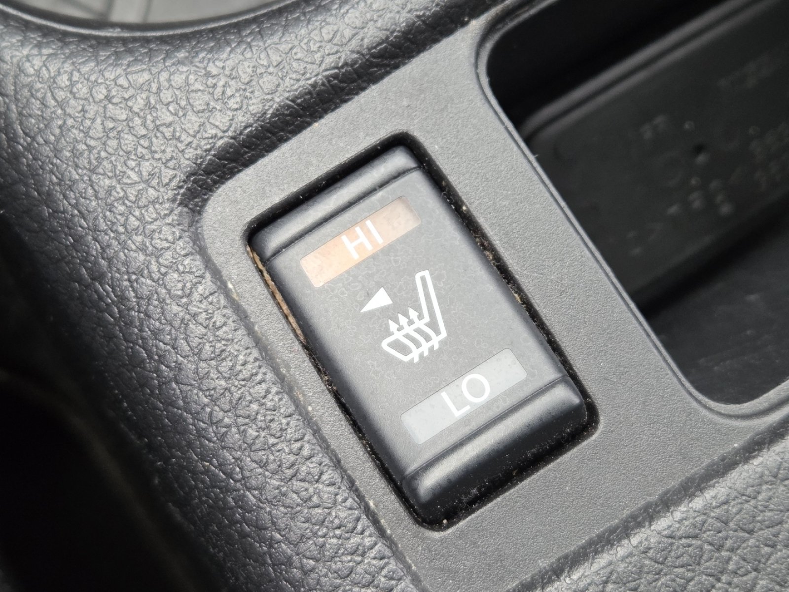 Used 2018 Nissan Rogue SL w/ Premium Package AWD/4WD image 6