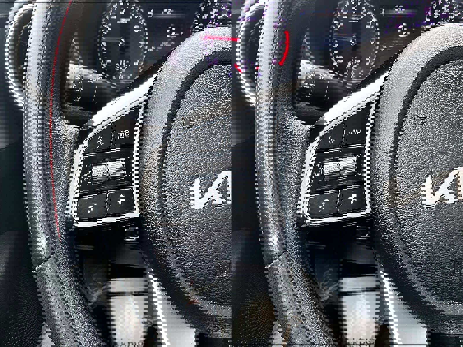 Used 2023 Kia Forte LXS image 22