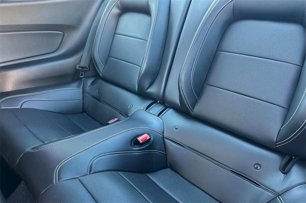 Used 2020 Ford Mustang Shelby GT500 w/ Technology Package image 14