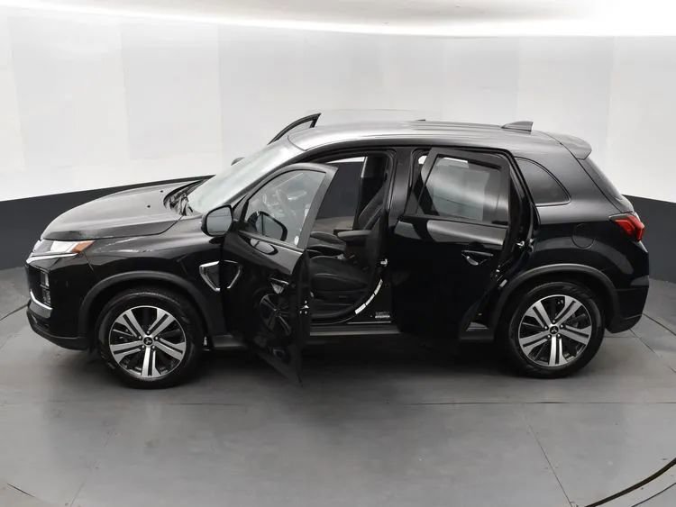 Used 2025 Mitsubishi Outlander Sport ES AWD/4WD image 7