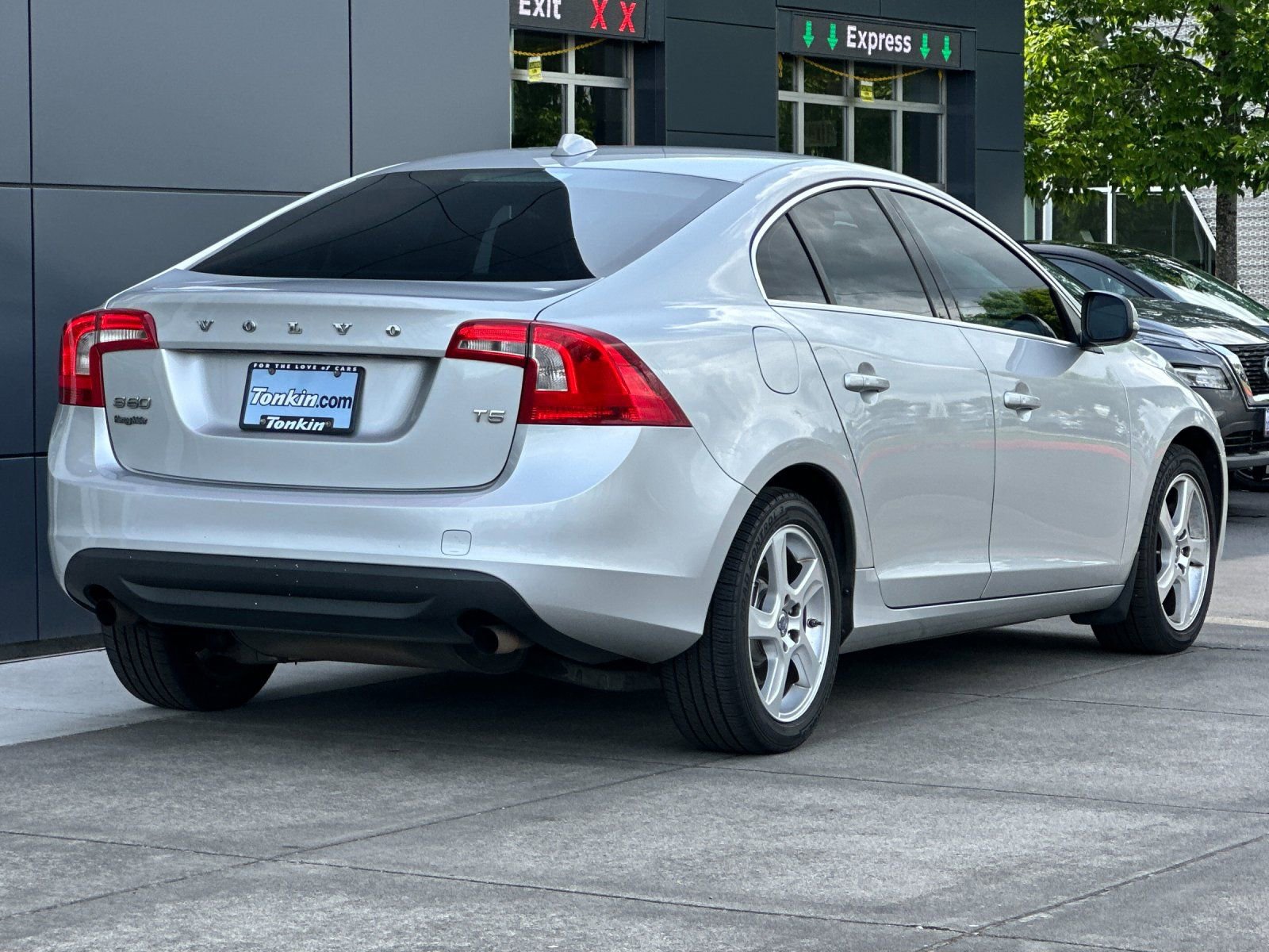 Used 2012 Volvo S60 T5 FWD image 3